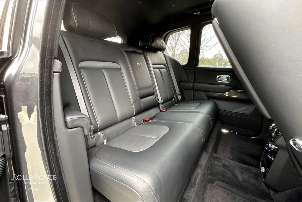 2022 Rolls-Royce Cullinan Black Badge