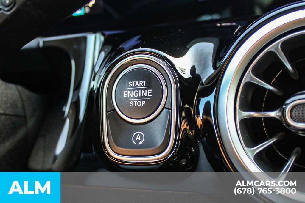 2025 Mercedes-Benz GLA 250