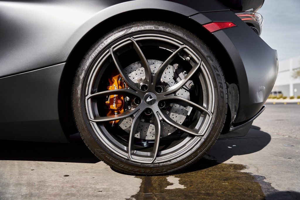 Used 2020 McLaren 720S Spider photo 24