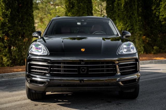 2023 Porsche Cayenne Platinum Edition