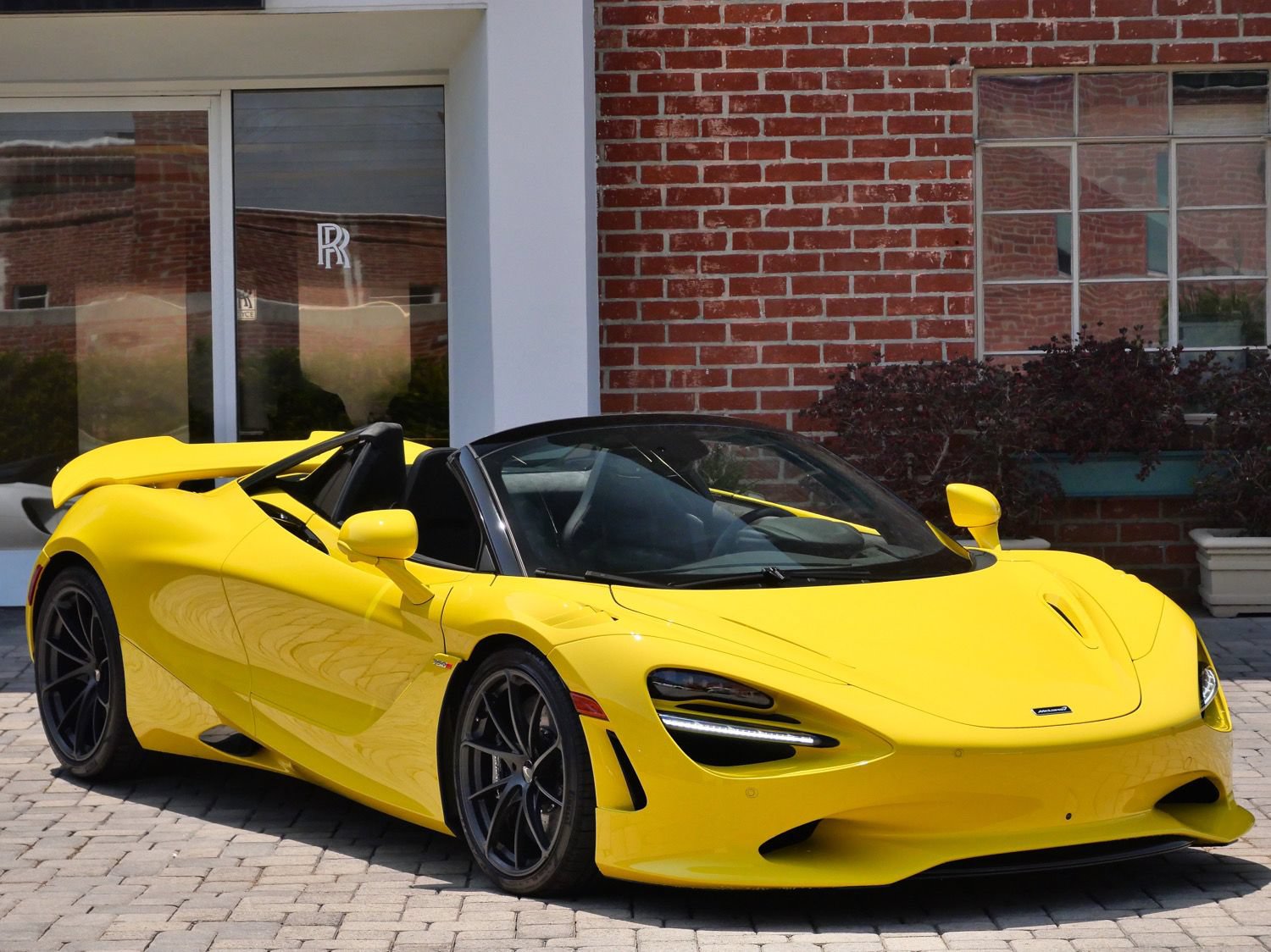 New 2027 McLaren 750S Spider 1