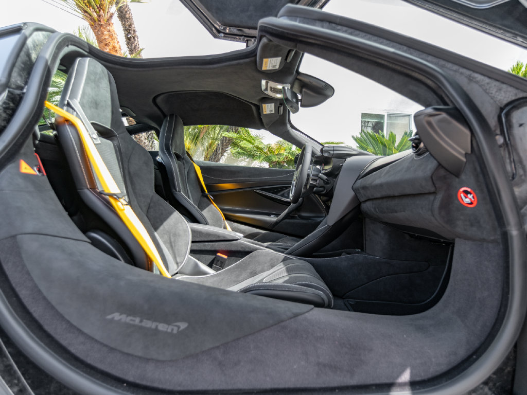 New 2027 McLaren 750S photo 9