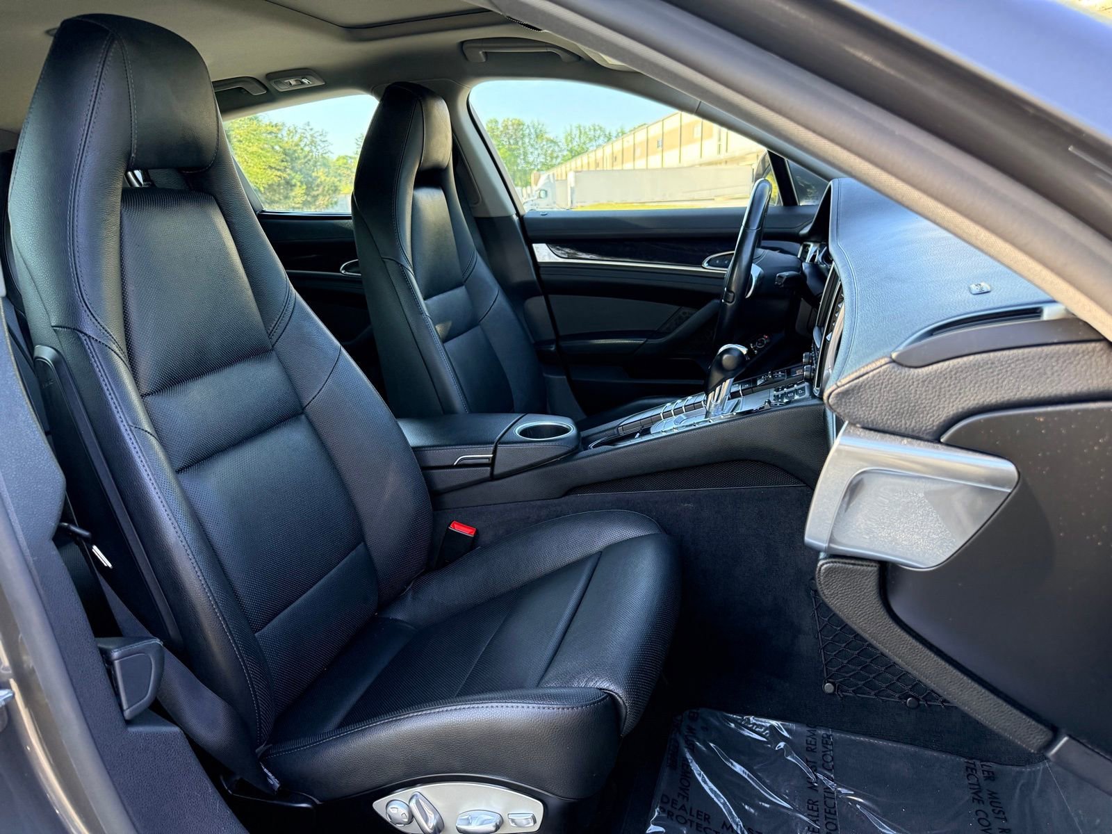 2015 Porsche Panamera 4