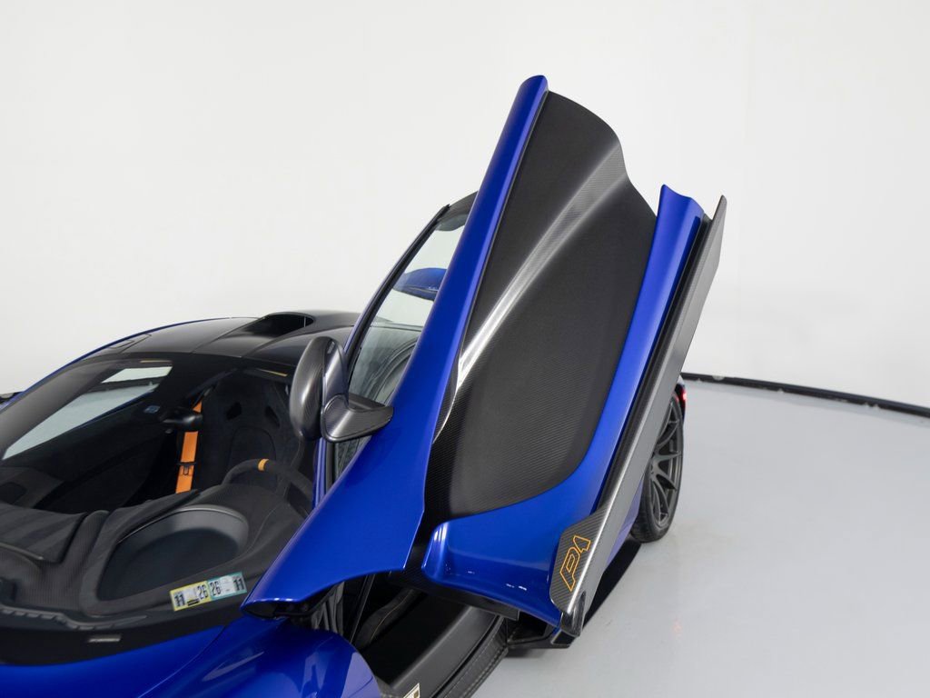 Used 2015 McLaren P1 photo 79