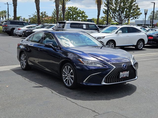 2020 Lexus ES 300h