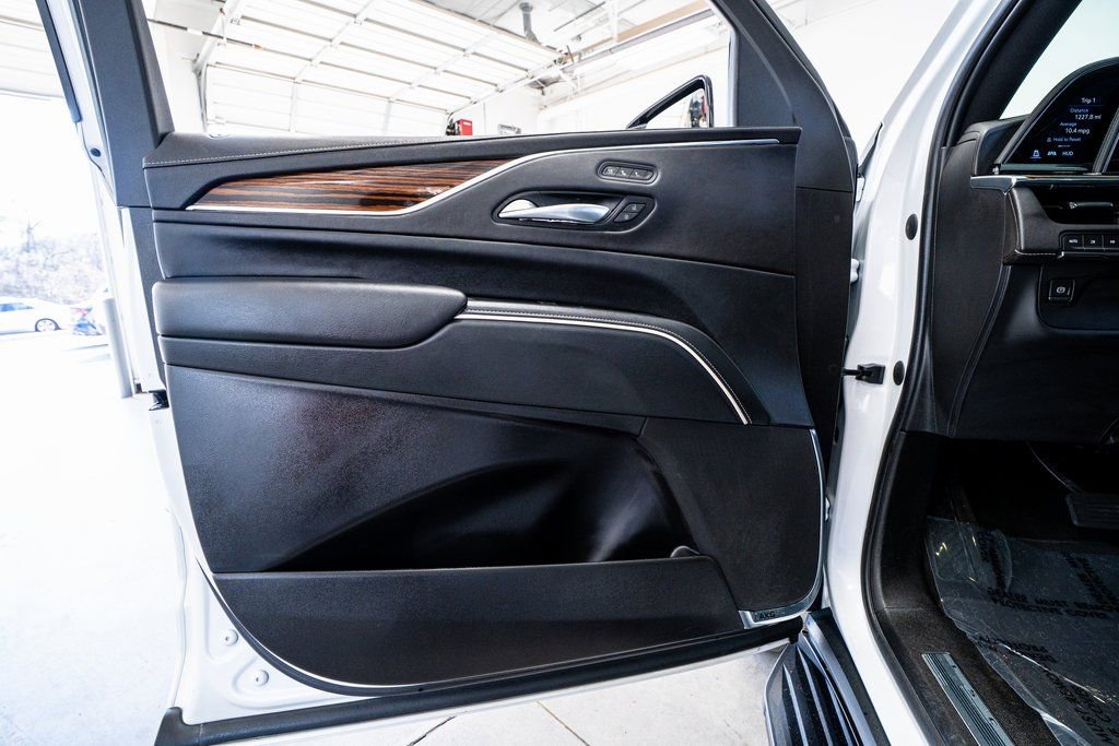 2023 Cadillac Escalade Premium Luxury