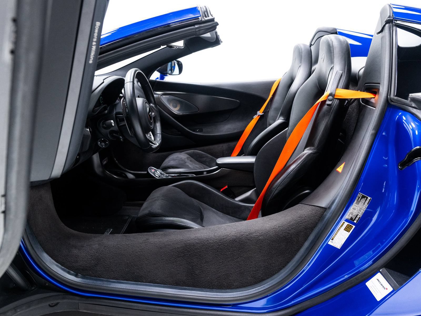 Used 2020 McLaren 600LT Spider photo 18