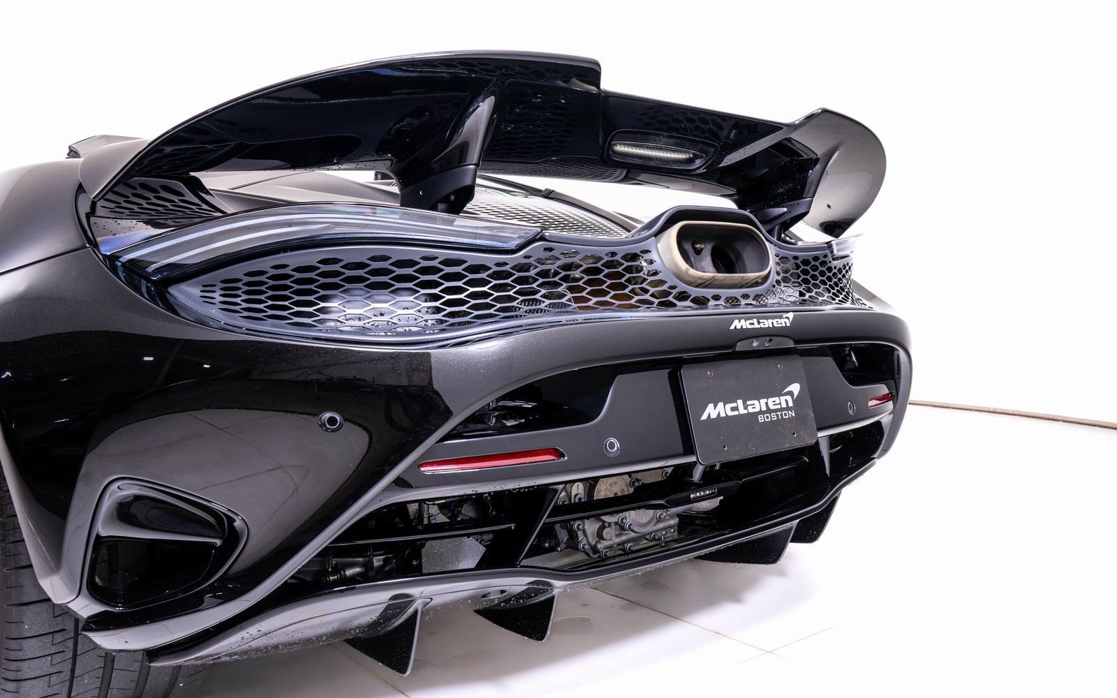 Used 2025 McLaren 750S Spider photo 13