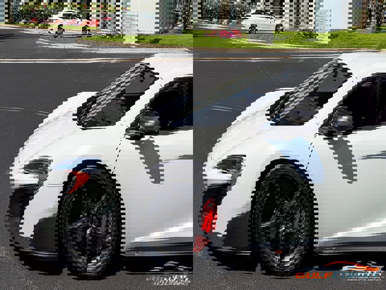 Used 2016 McLaren 675LT photo 42