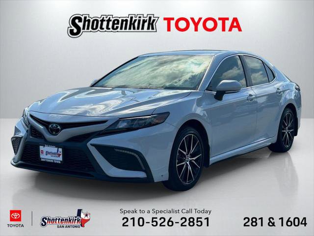 2024 Toyota Camry SE