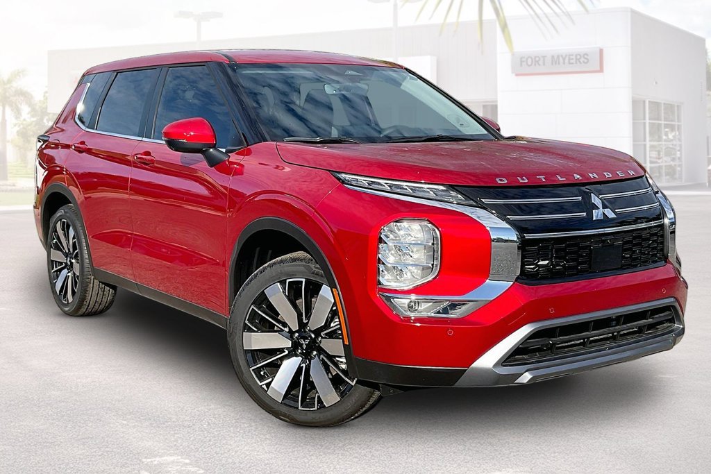 Used 2026 Mitsubishi Outlander SE