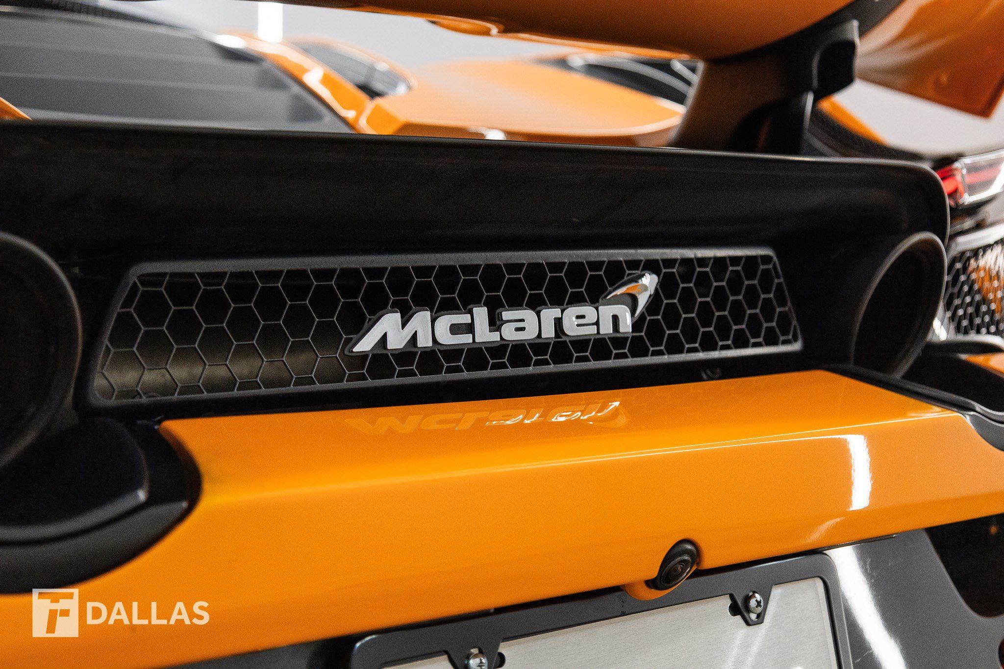 Used 2019 McLaren 720S Performance photo 23