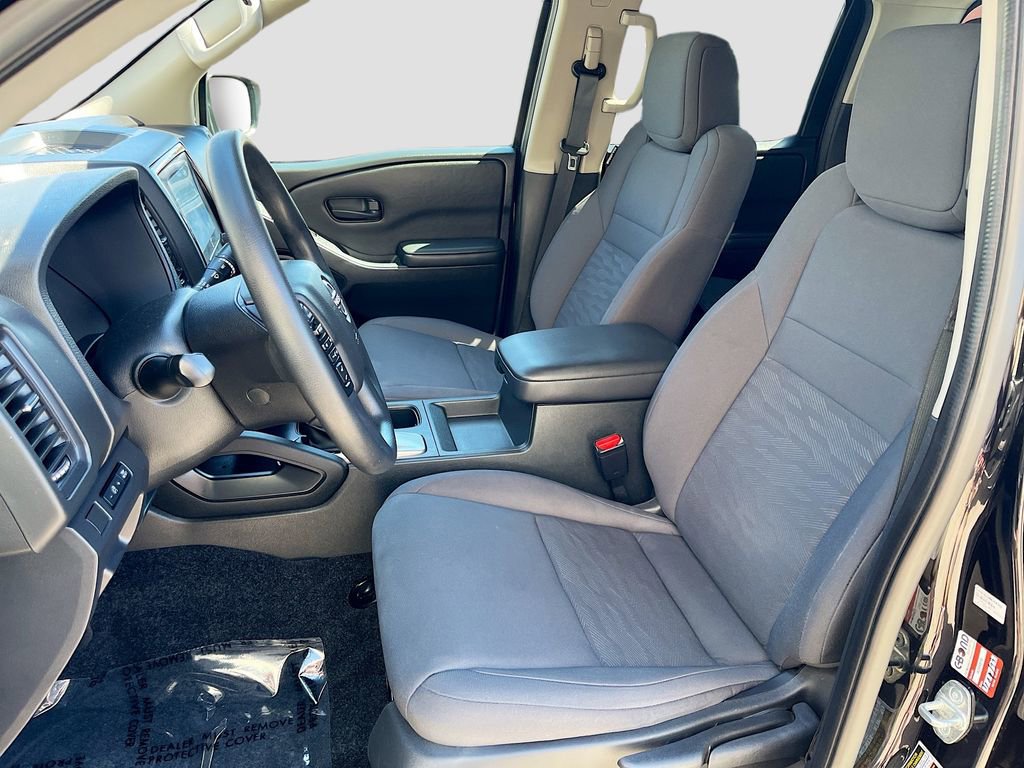 2023 Nissan Frontier S