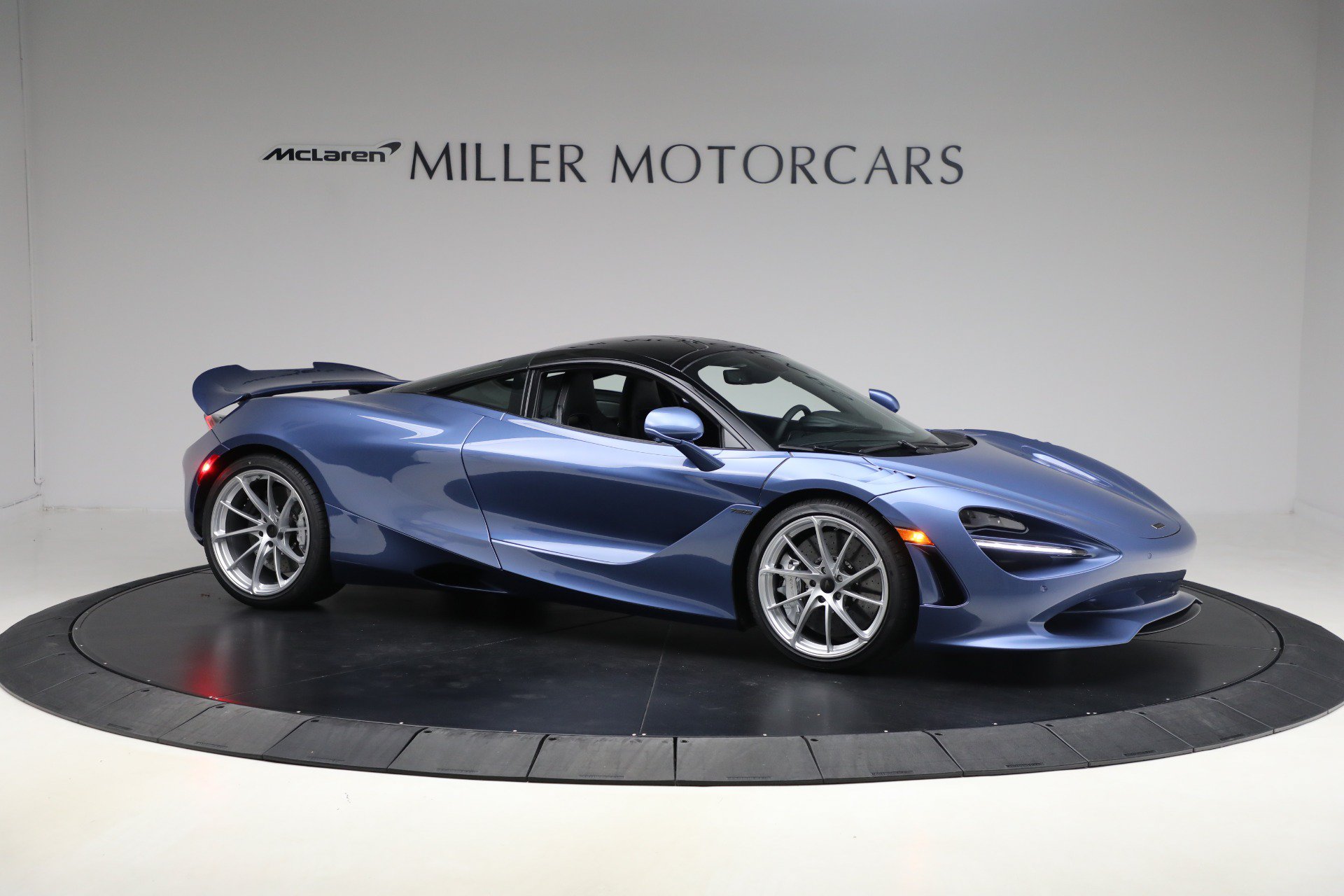 Used 2026 McLaren 750S photo 10