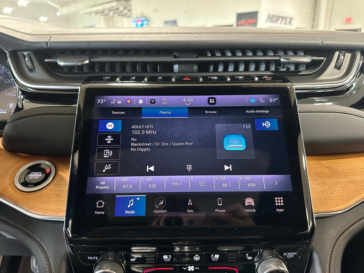 2024 Jeep Grand Cherokee Summit