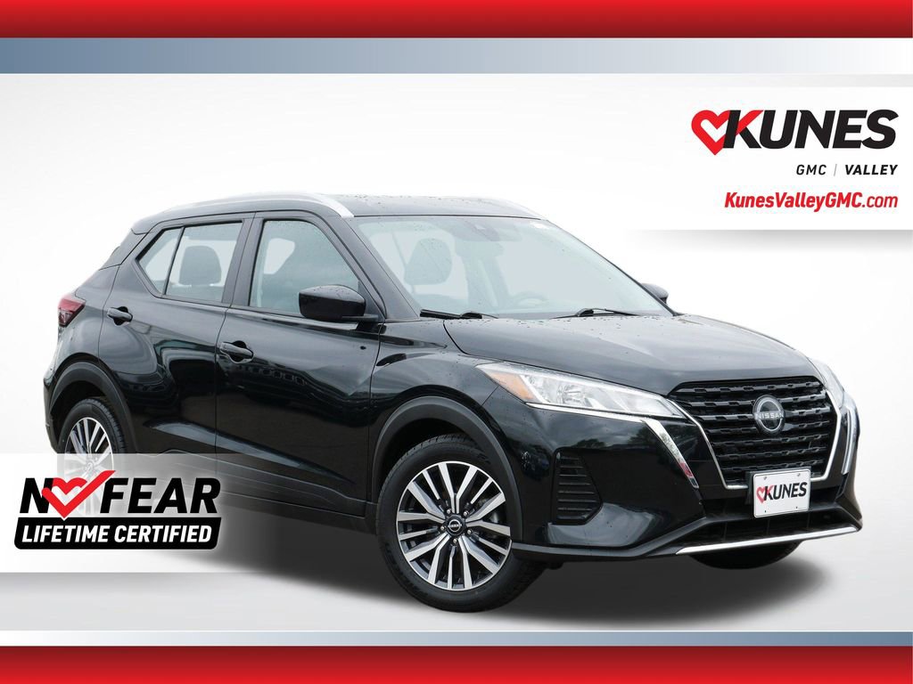 Used 2022 Nissan Kicks SV