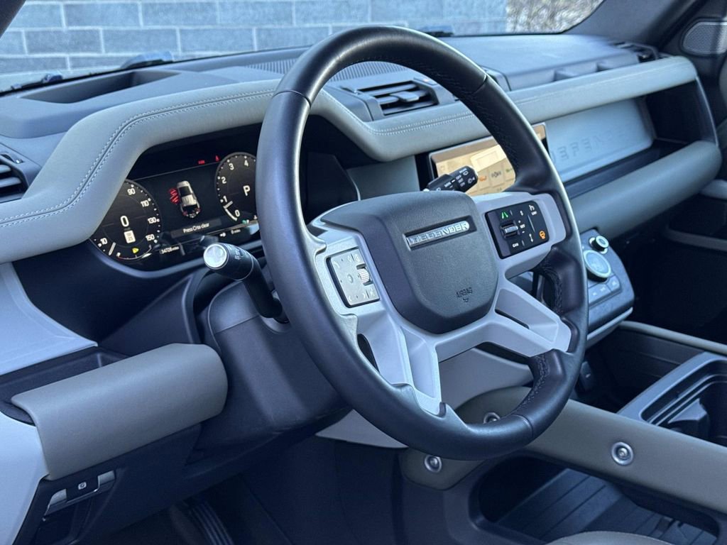 2024 Land Rover Defender 110 S