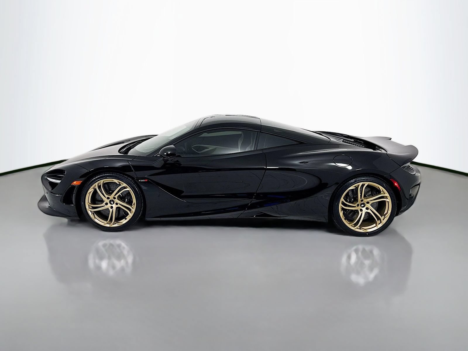 Used 2024 McLaren 750S 4