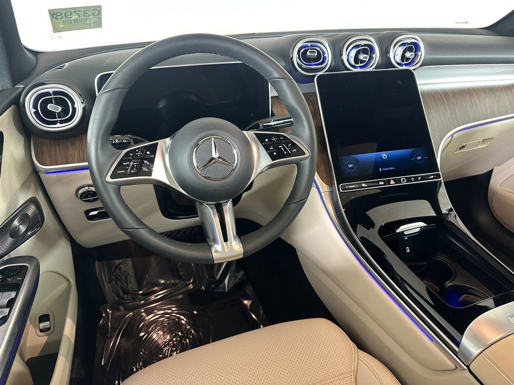 2026 Mercedes-Benz GLC 300 4MATIC