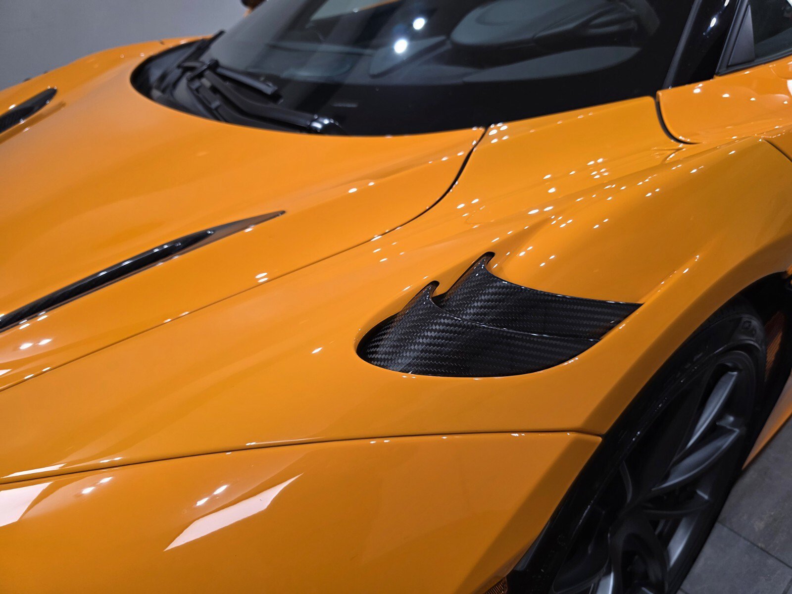 Used 2025 McLaren 750S photo 11