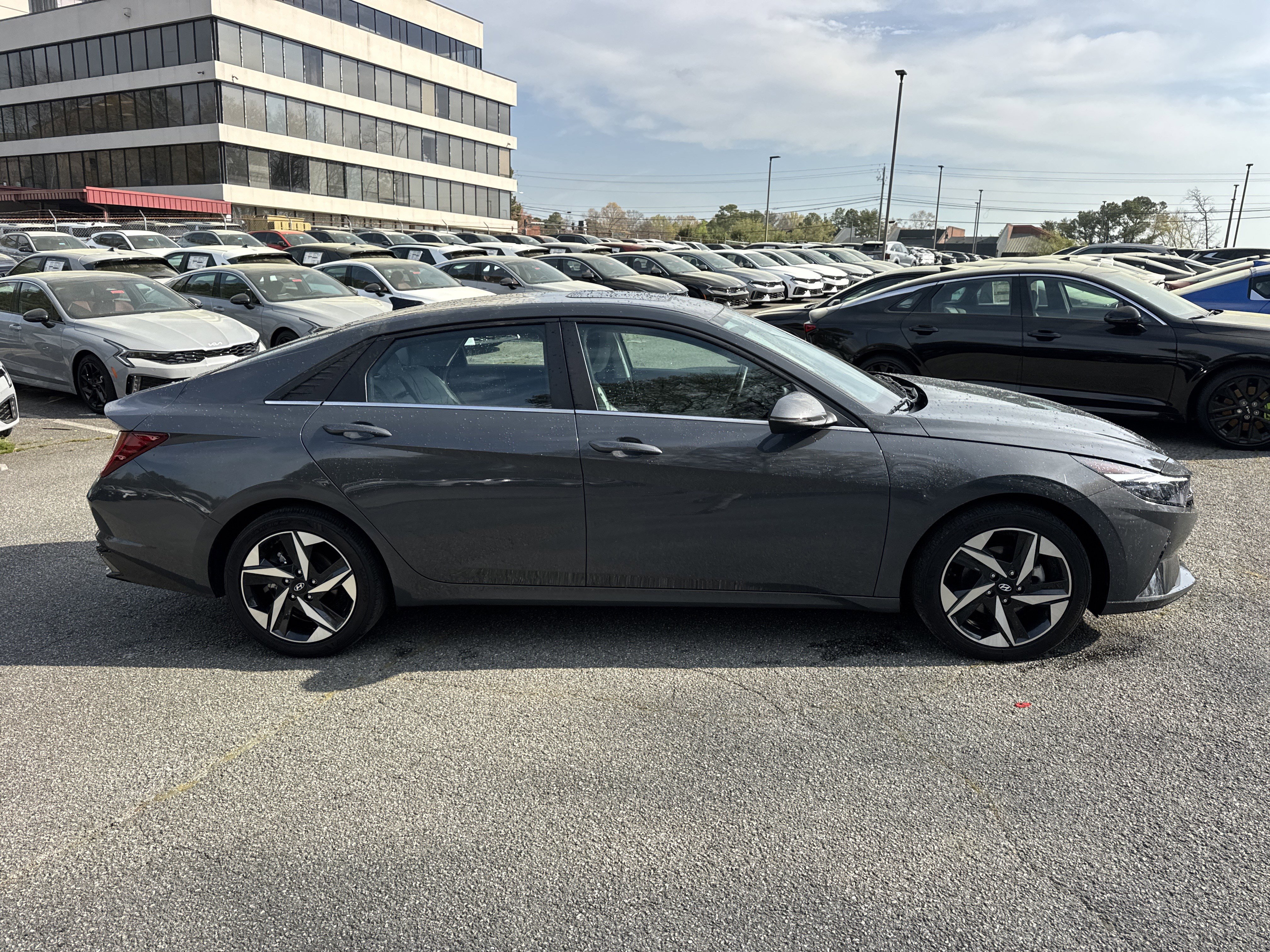 2023 Hyundai Elantra Limited