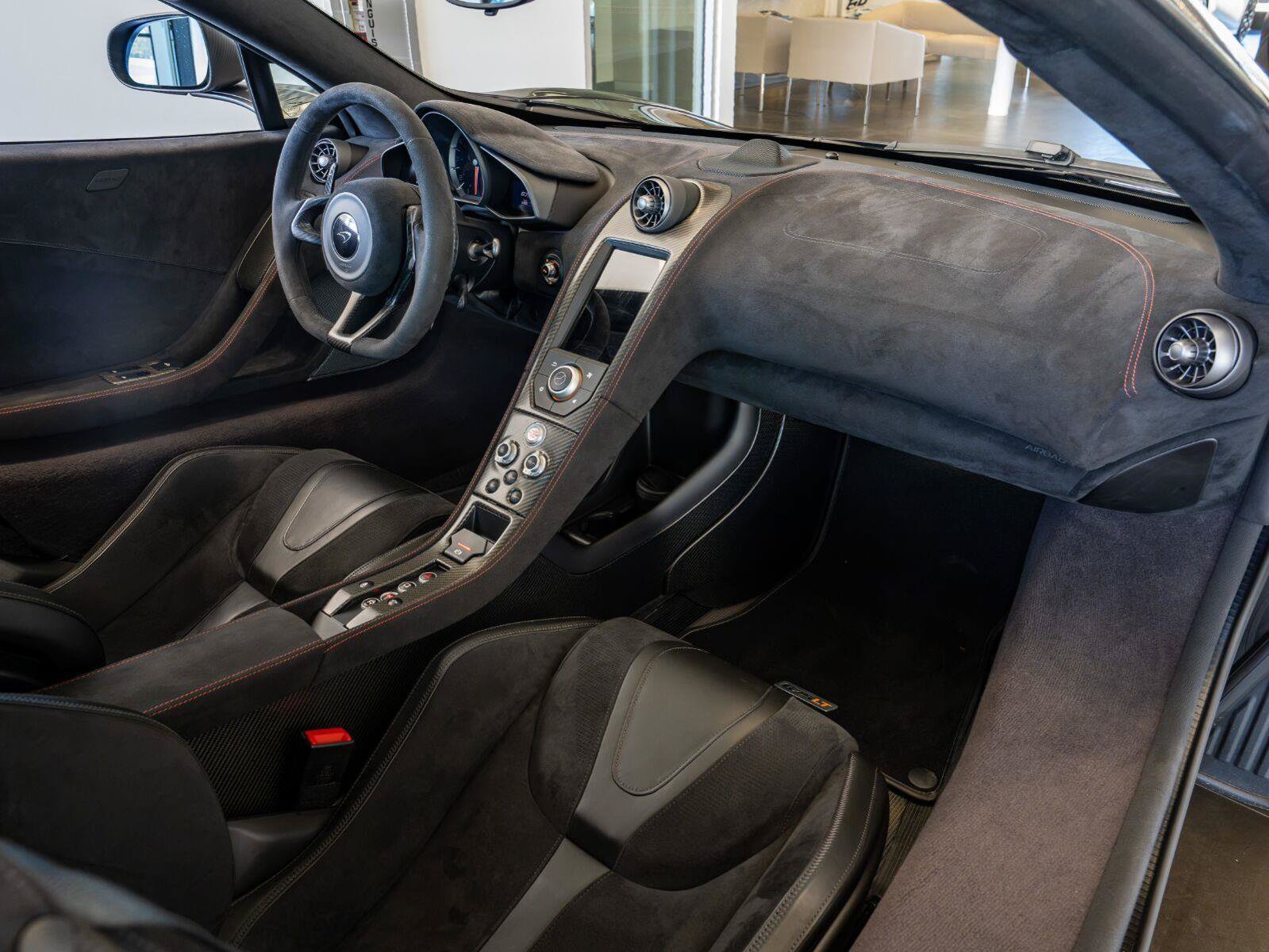Used 2016 McLaren 675LT Coupe photo 83