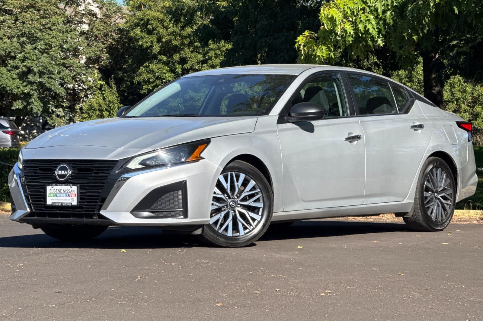 Used 2025 Nissan Altima 2.5 SV