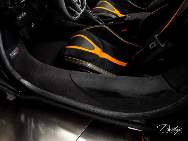 Used 2020 McLaren 720S Performance photo 38