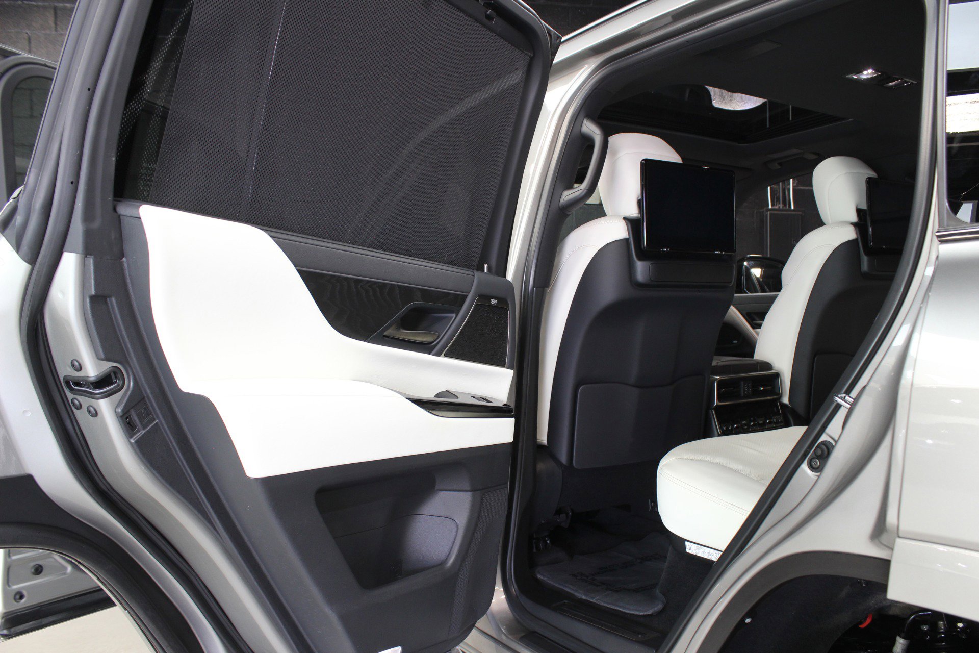 2023 Lexus LX 600 4WD