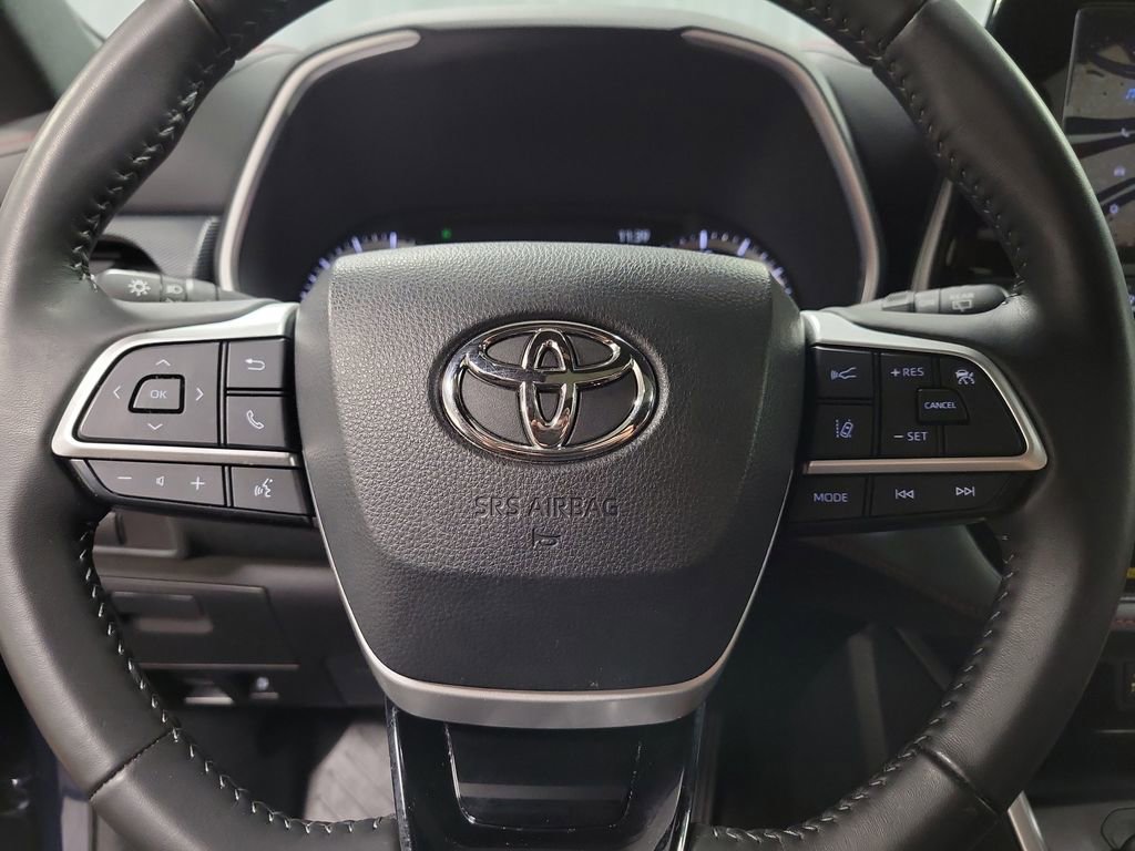 2023 Toyota Highlander XSE