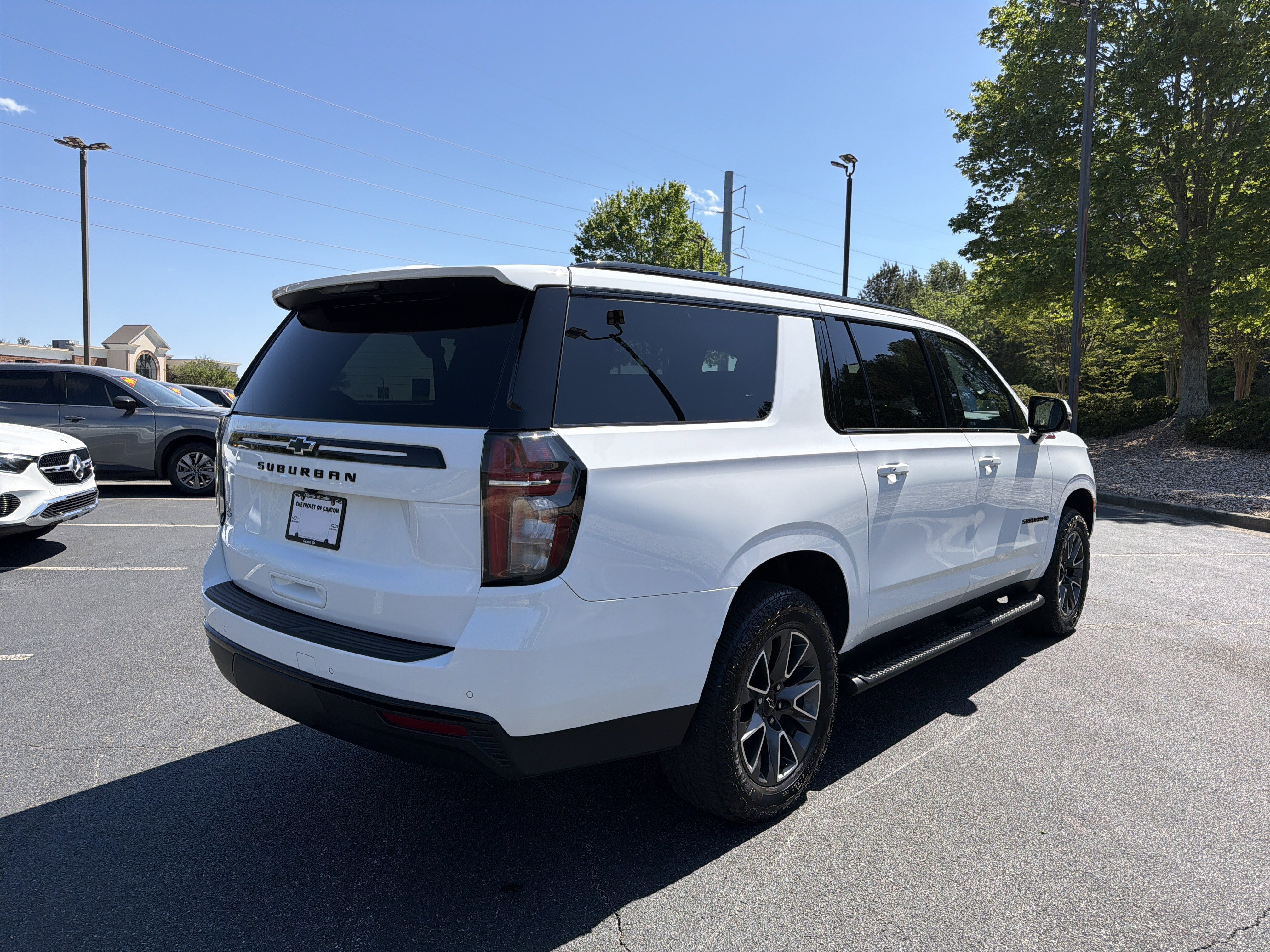 2023 Chevrolet Suburban Z71