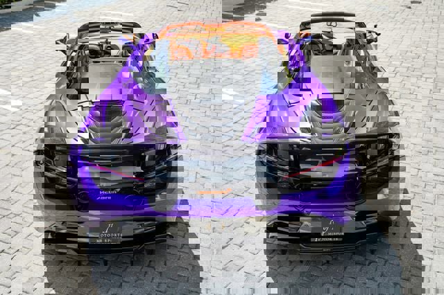Used 2020 McLaren 720S Performance photo 22