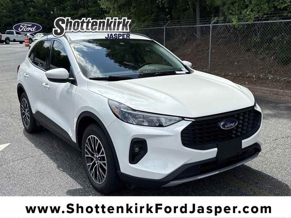 Used 2024 Ford Escape SE
