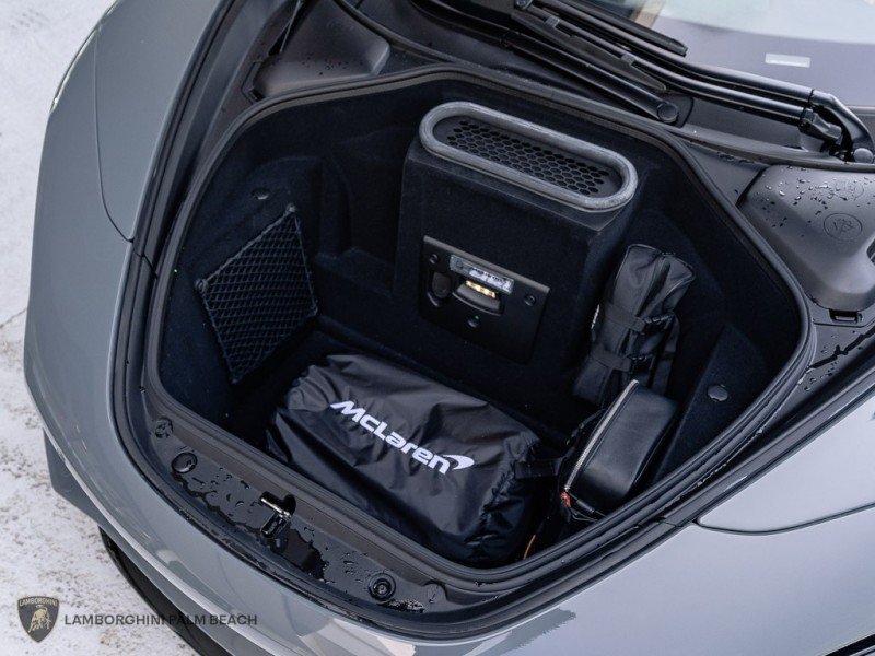 Used 2026 McLaren 750S photo 31