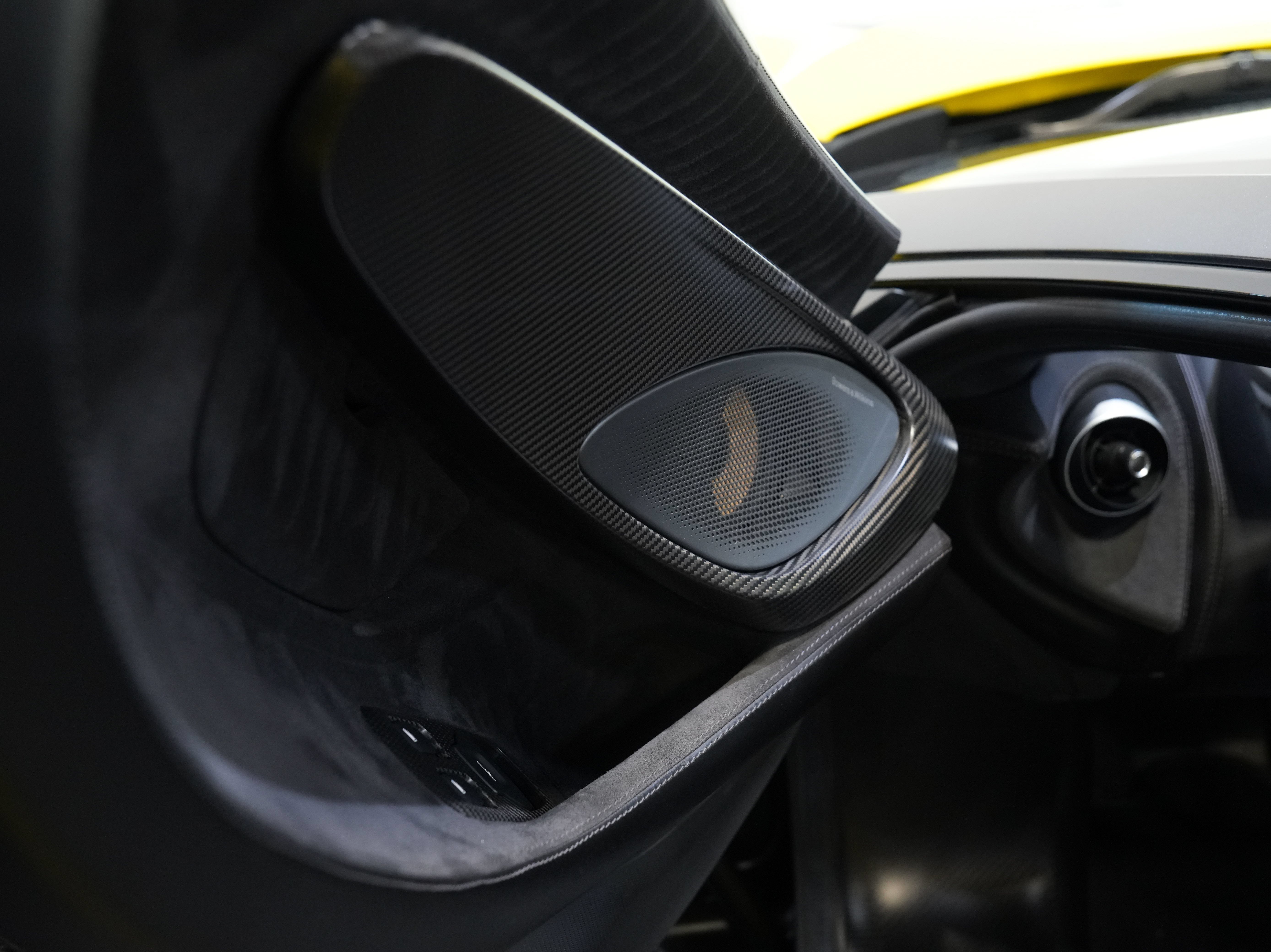 Used 2020 McLaren 600LT Spider photo 27