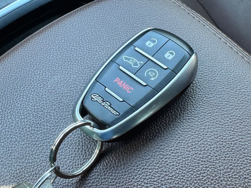 2022 Alfa Romeo Stelvio Ti