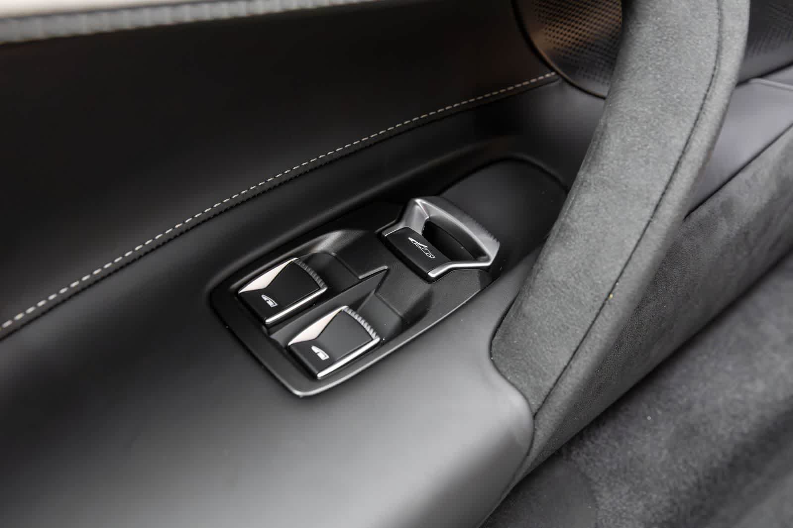 New 2027 McLaren 750S photo 31