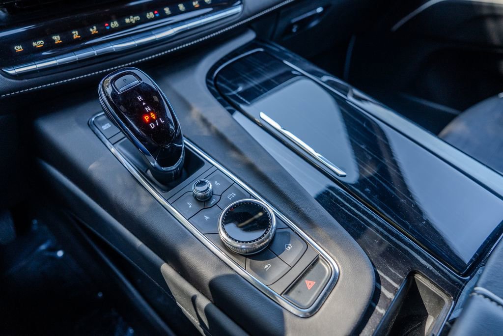 2024 Cadillac Escalade Sport