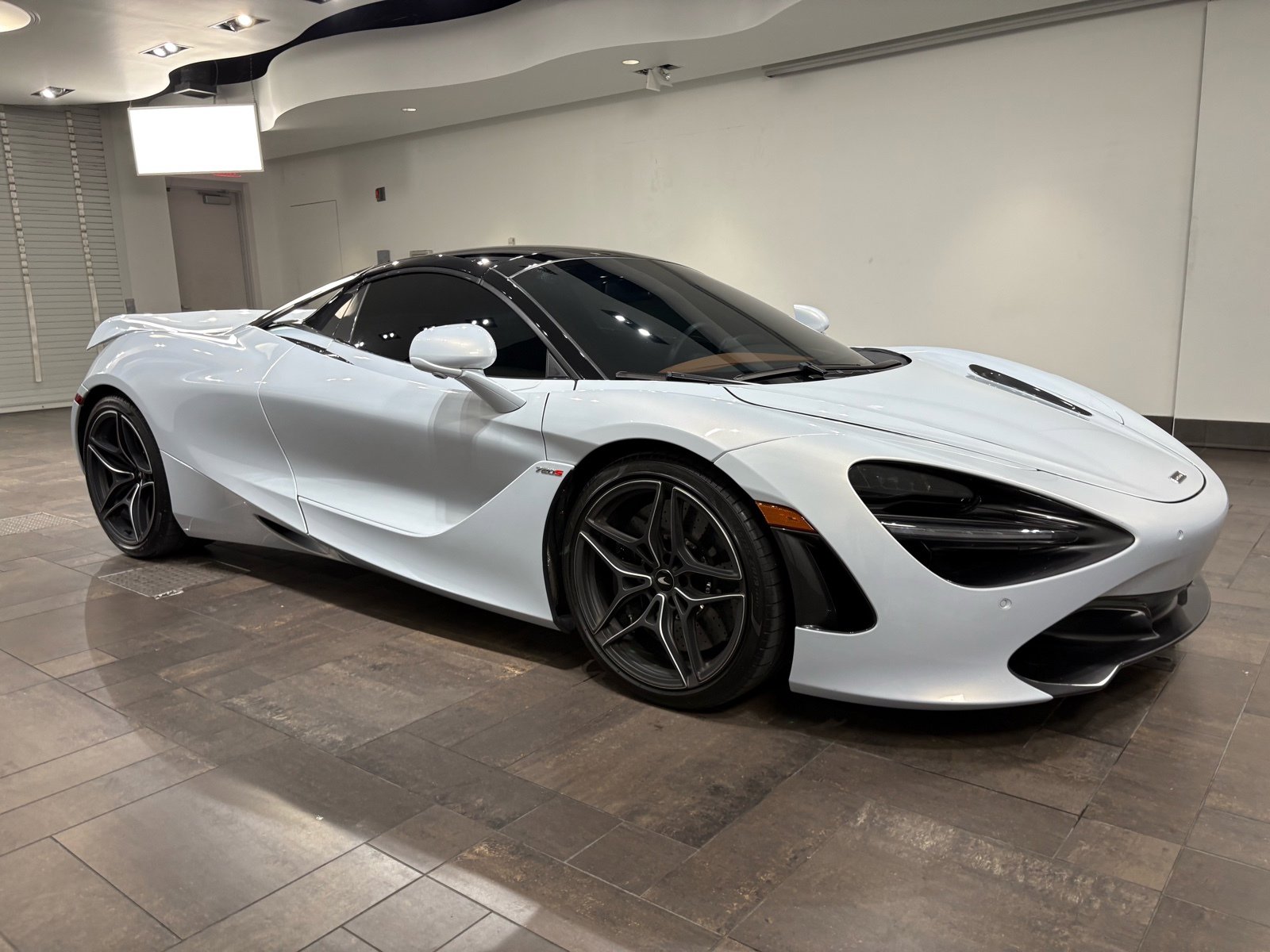 Used 2020 McLaren 720S Luxury photo 23