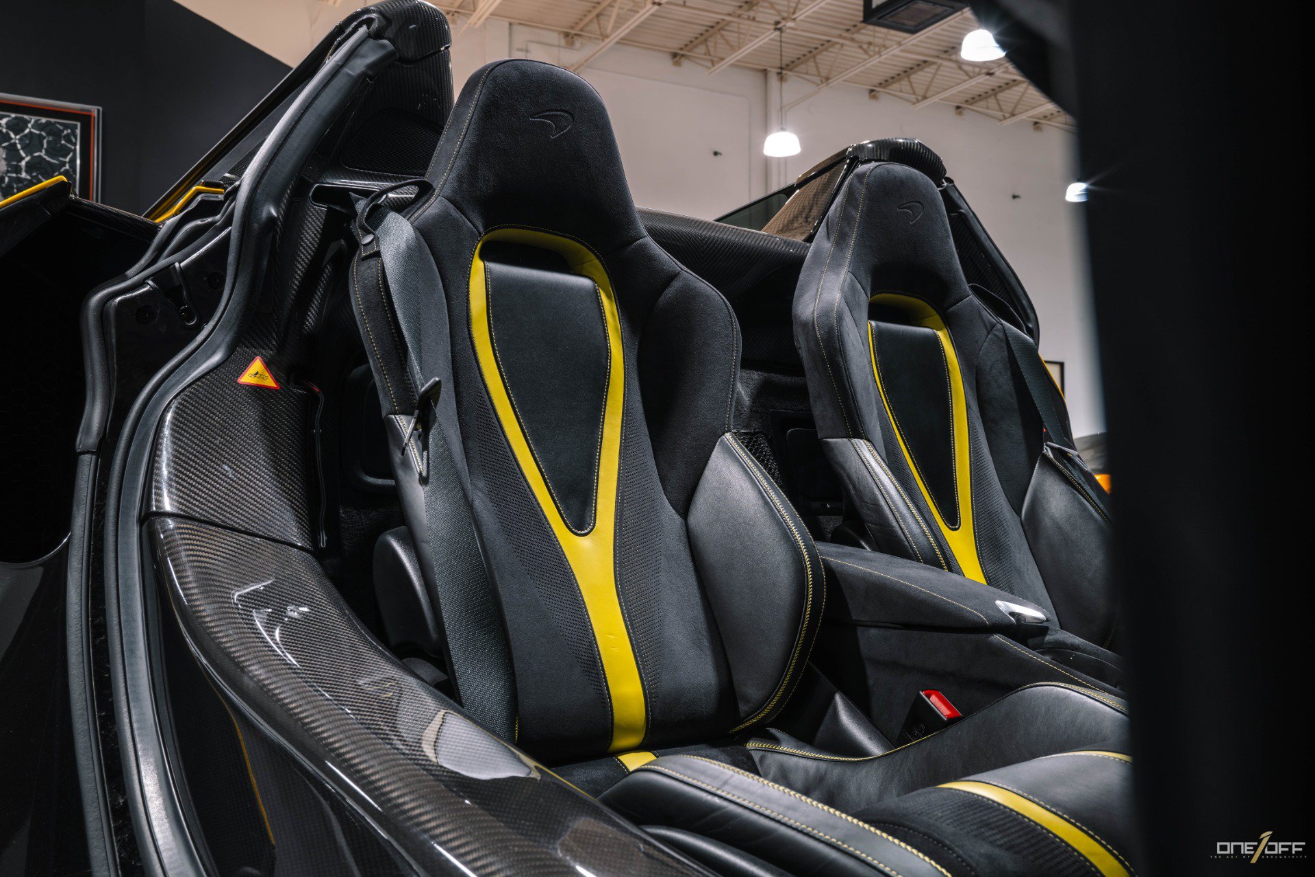 Used 2020 McLaren 720S Performance photo 2