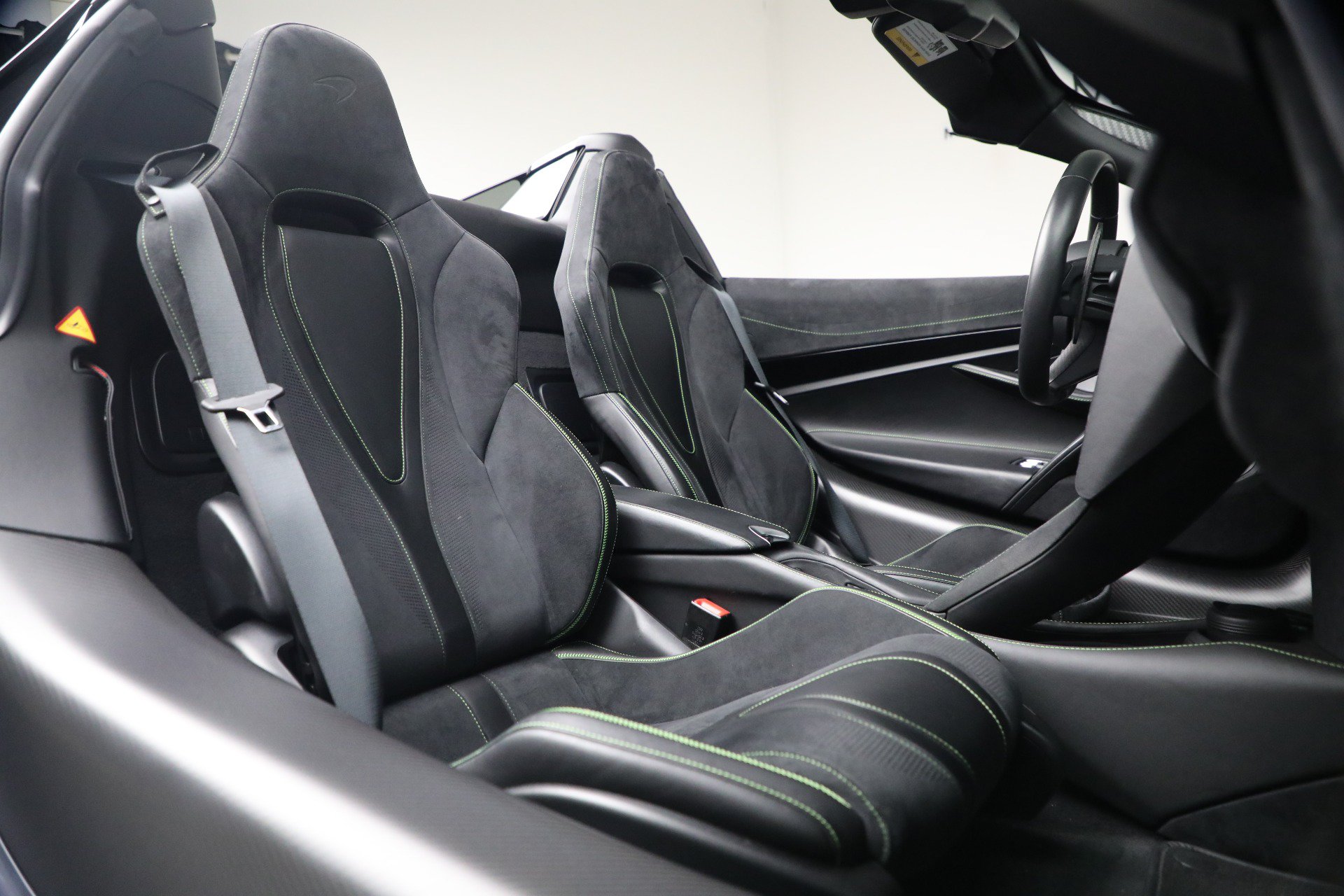 Used 2020 McLaren 720S Performance photo 29