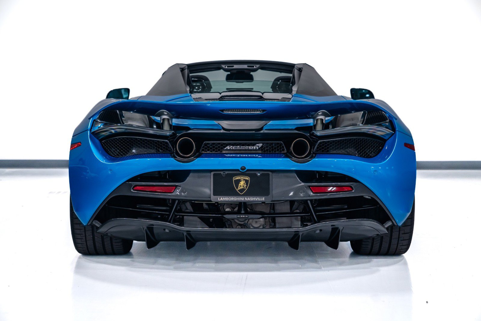 Used 2022 McLaren 720S Performance photo 8