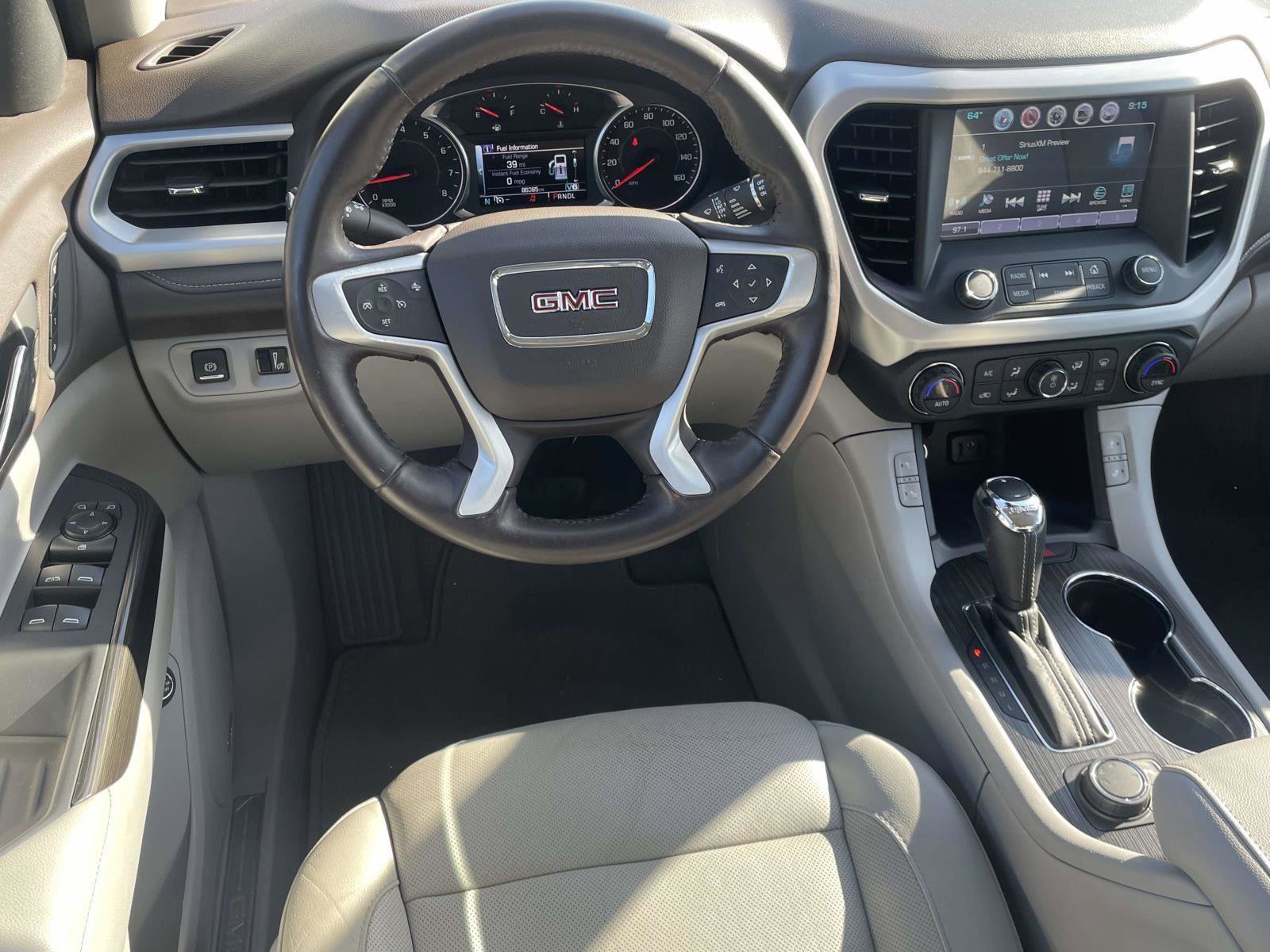 2017 GMC Acadia SLT