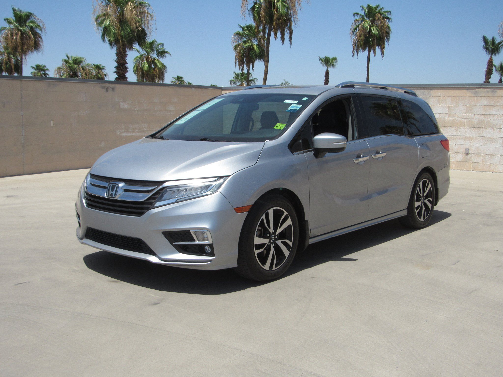 Used 2018 Honda Odyssey Elite