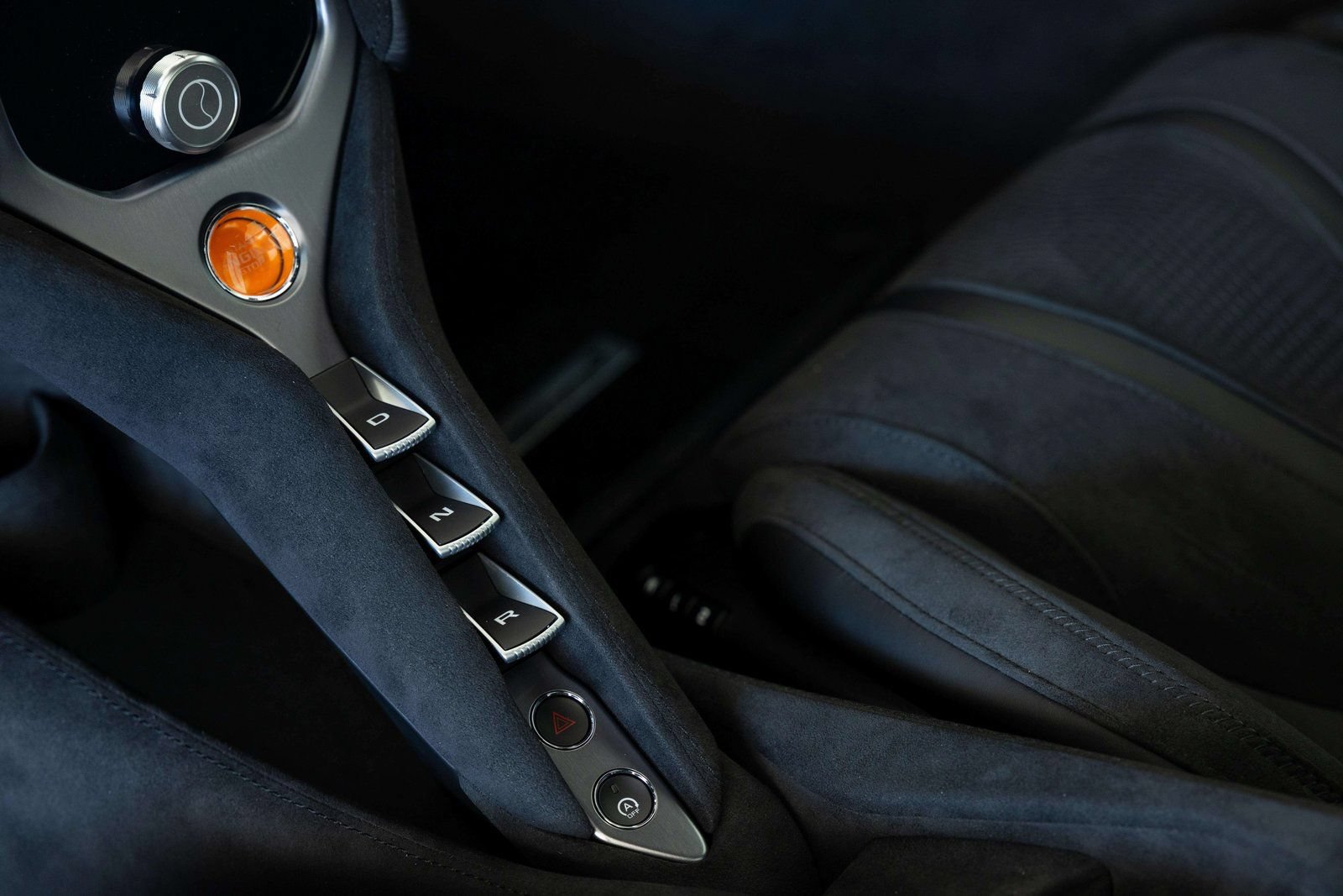 New 2026 McLaren 750S photo 25