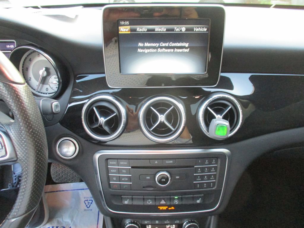 2015 Mercedes-Benz CLA 250 250