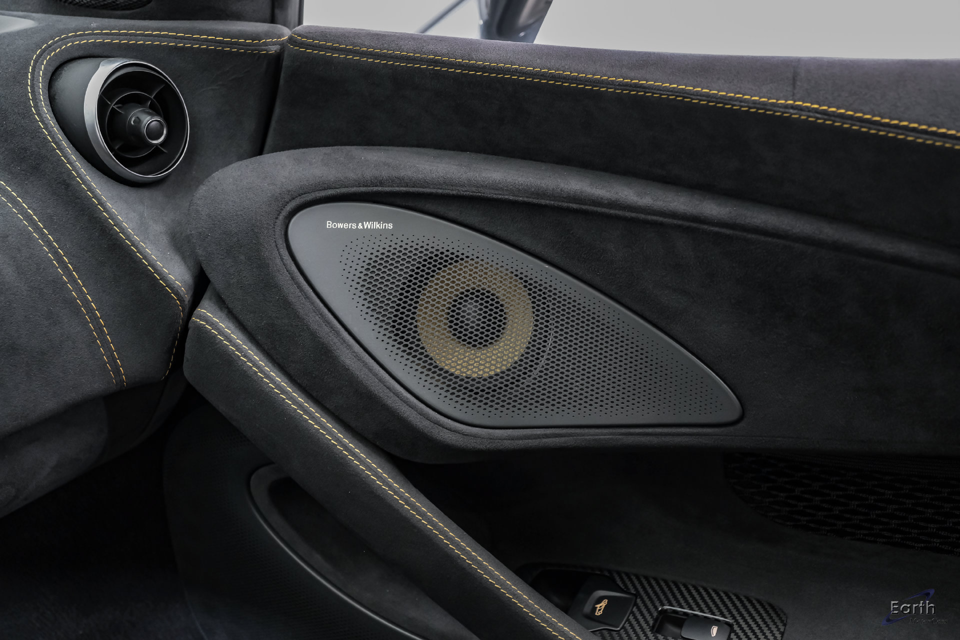 Used 2019 McLaren 600LT photo 95