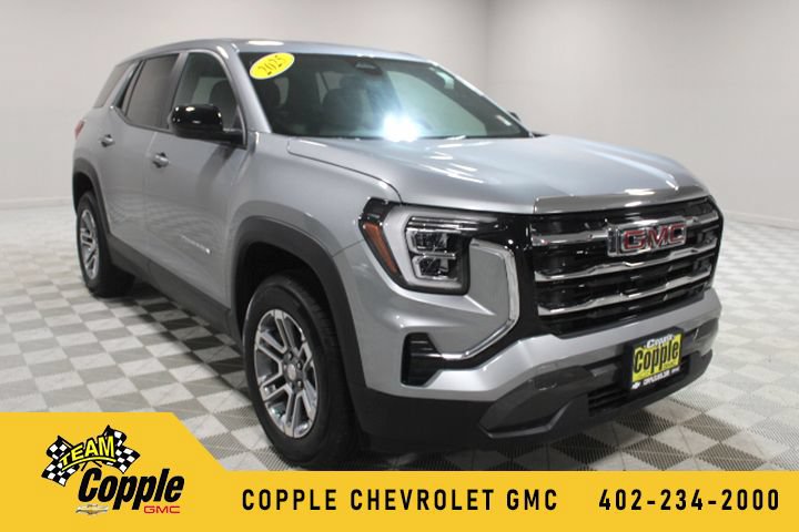 Used 2025 GMC Terrain Elevation
