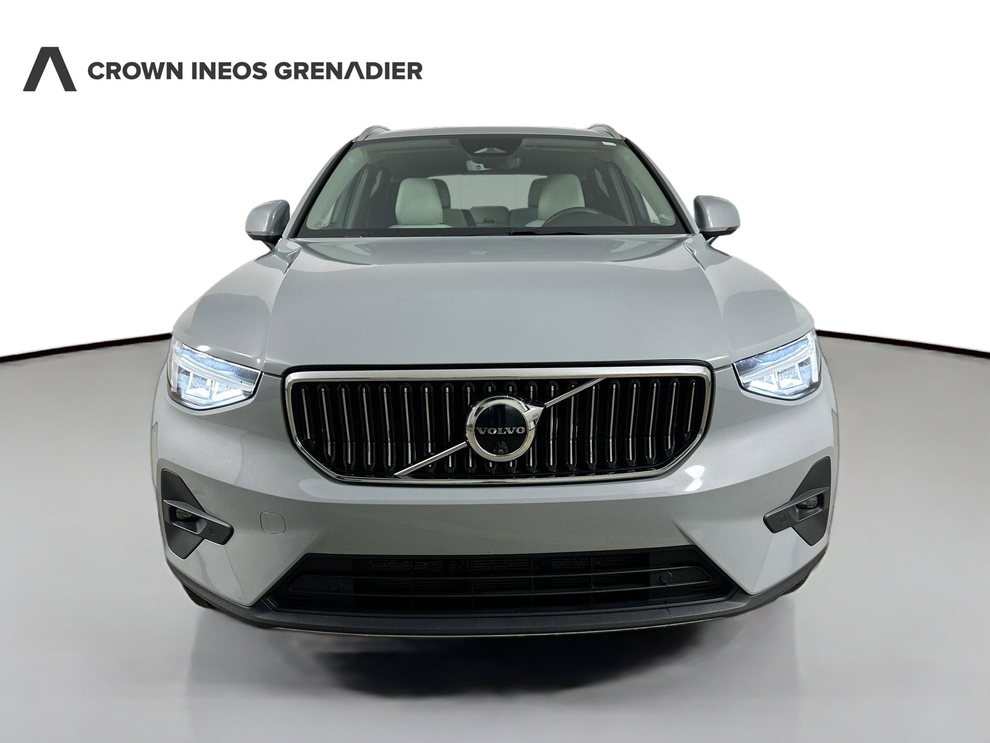 2024 Volvo Xc40 B5 Plus