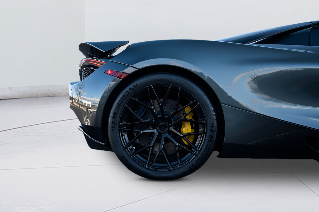 Used 2020 McLaren 720S Spider photo 26